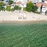 Beachfront Thassos Скала-Каллирахис