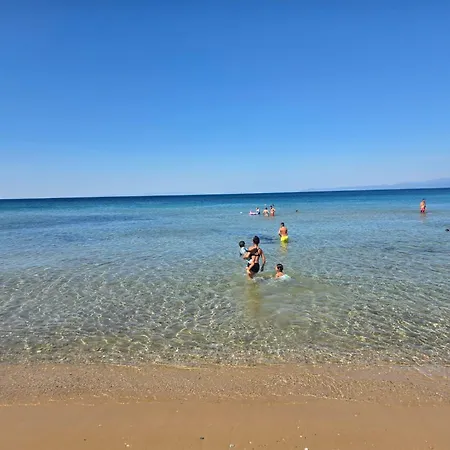 Beachfront Thassos 아파트 *