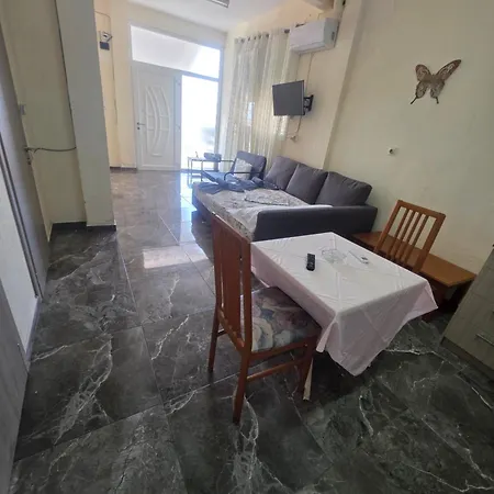 Beachfront Thassos Apartman *