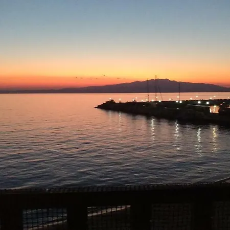 Beachfront Thassos Apartment *